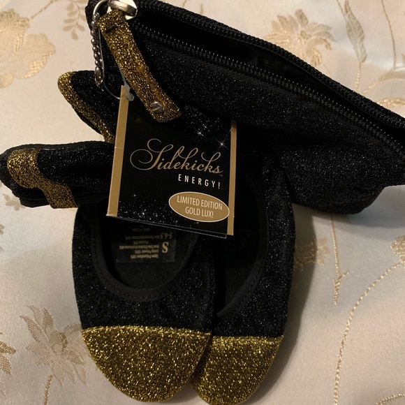 Fold Up Black and Gold Lurex Slipperss - Picture 12 of 13